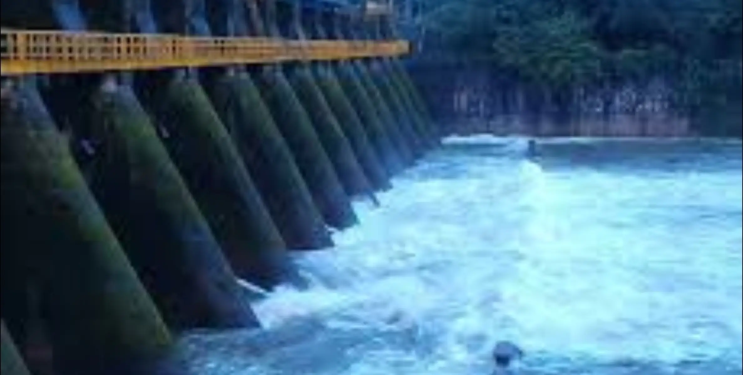 പഴശ്ശി അണക്കെട്ടിന്റെ നാല് ഷട്ടറുകൾ തുറന്നു: വളപട്ടണം പുഴയുടെ തീരത്തുള്ളവർ ജാഗ്രത പാലിക്കണം