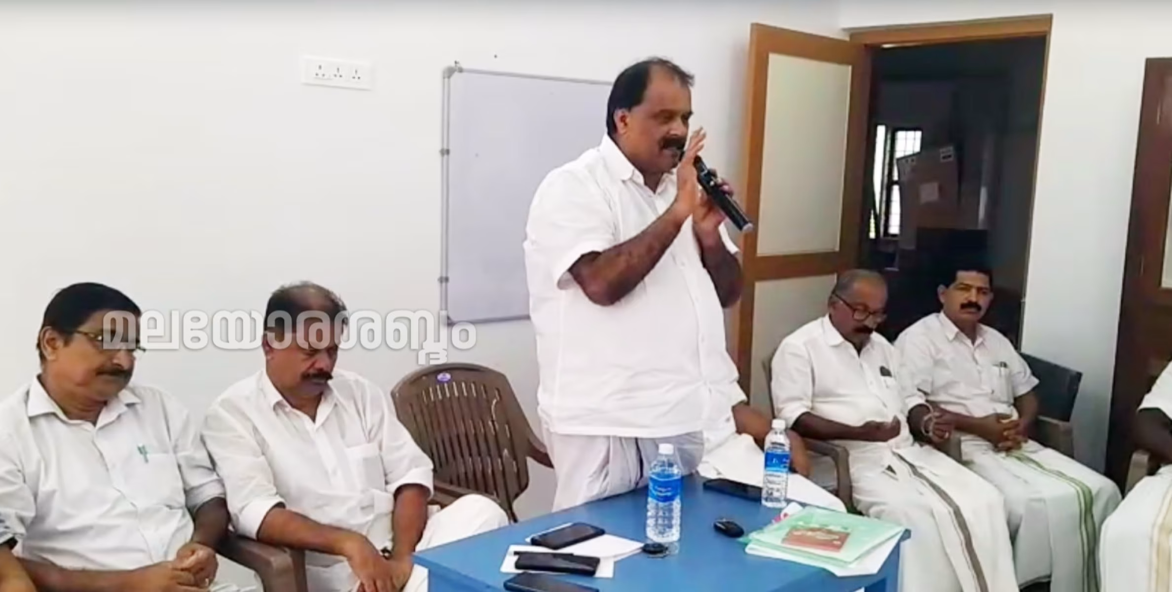 വന്യമൃഗങ്ങളും വനപാലകരും ജനങ്ങളെ ഒരുപോലെ വേട്ടയാടുന്നു: കേരള കോൺഗ്രസ് (എം)