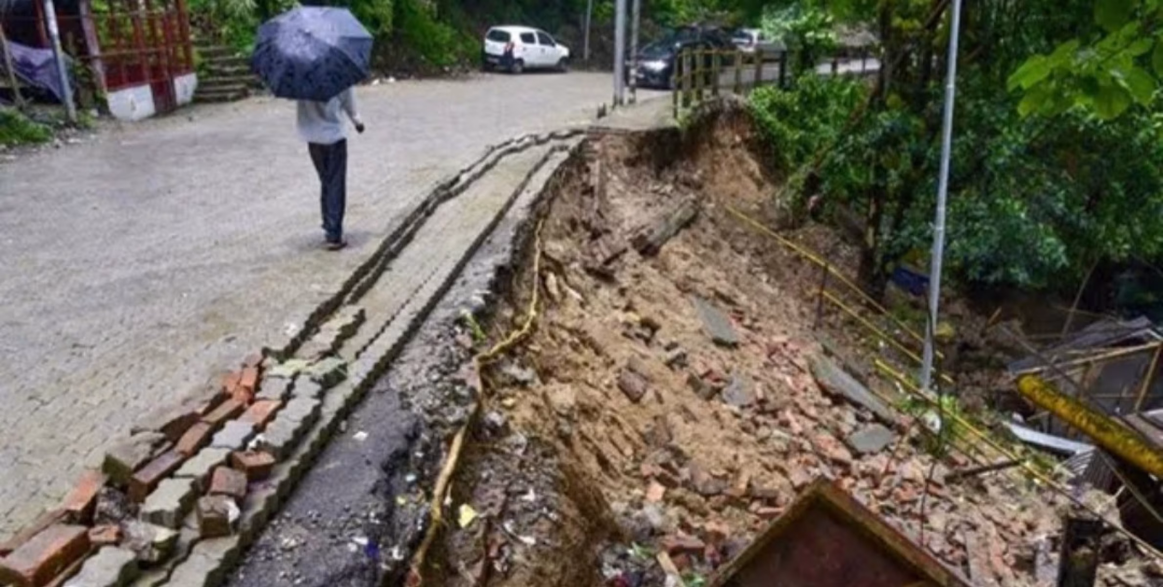 വടക്കുകിഴക്കൻ സംസ്ഥാനങ്ങളിൽ പ്രളയം, മണ്ണിടിച്ചിൽ: മരണം 36 ആയി, ദുരിതത്തിലായത് അഞ്ച് ലക്ഷത്തിലേറെപേർ .