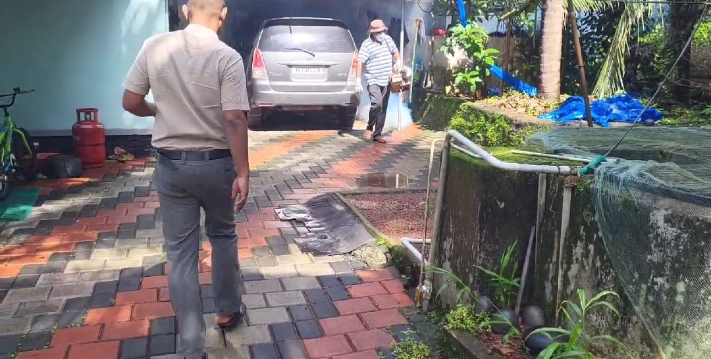 കരികോട്ടക്കരി : ഡെങ്കി ബാധിത പ്രദേശങ്ങളിൽ ഫോഗിംഗ് നടത്തി
