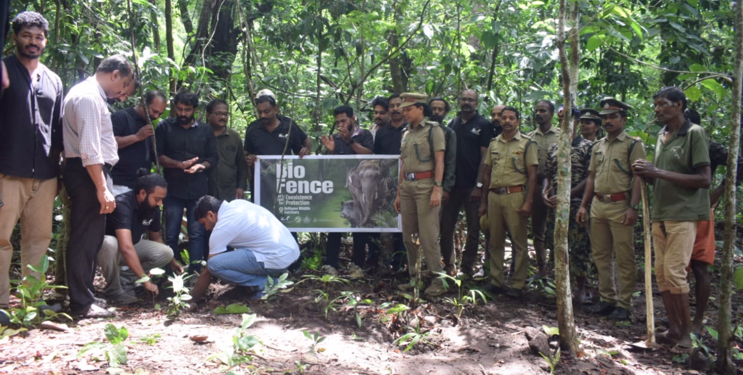 വന്യമൃഗശല്യം:  കൊട്ടിയൂർ വന്യജീവി സങ്കേതത്തിൽ ചൂരൽ കൊണ്ടുള്ള ജൈവവേലി പദ്ധതിക്ക് തുടക്കം കുറിച്ചു