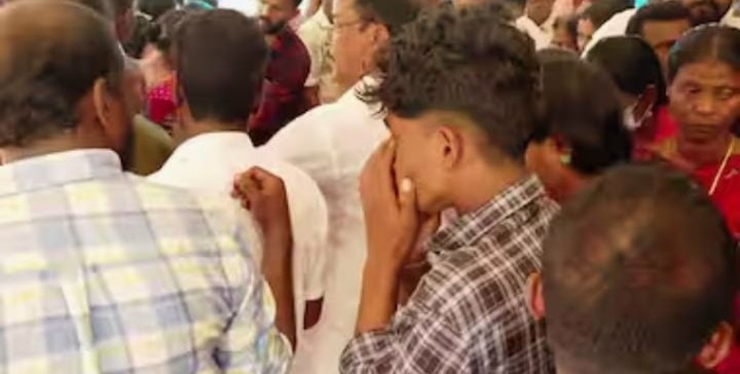 കണ്ണീരോടെ വഴിക്കടവ്; അനന്തുവിന് അന്ത്യാഞ്ജലി അര്‍പ്പിച്ച് നാട്, പൊട്ടിക്കരഞ്ഞ് ബന്ധുക്കളും കൂട്ടുകാരും