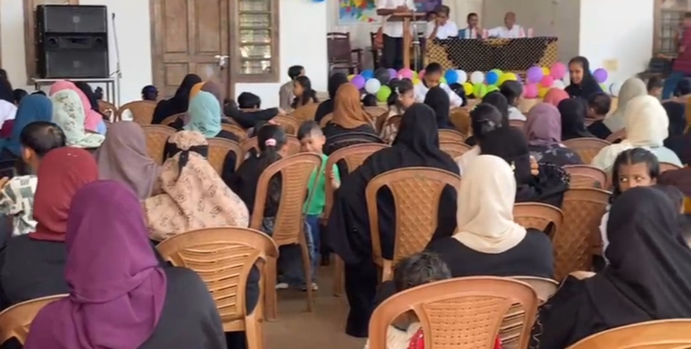 ഹിക്മ ഇംഗ്ളീഷ് സ്കൂൾ പ്രവേശനോത്സവം നടത്തി