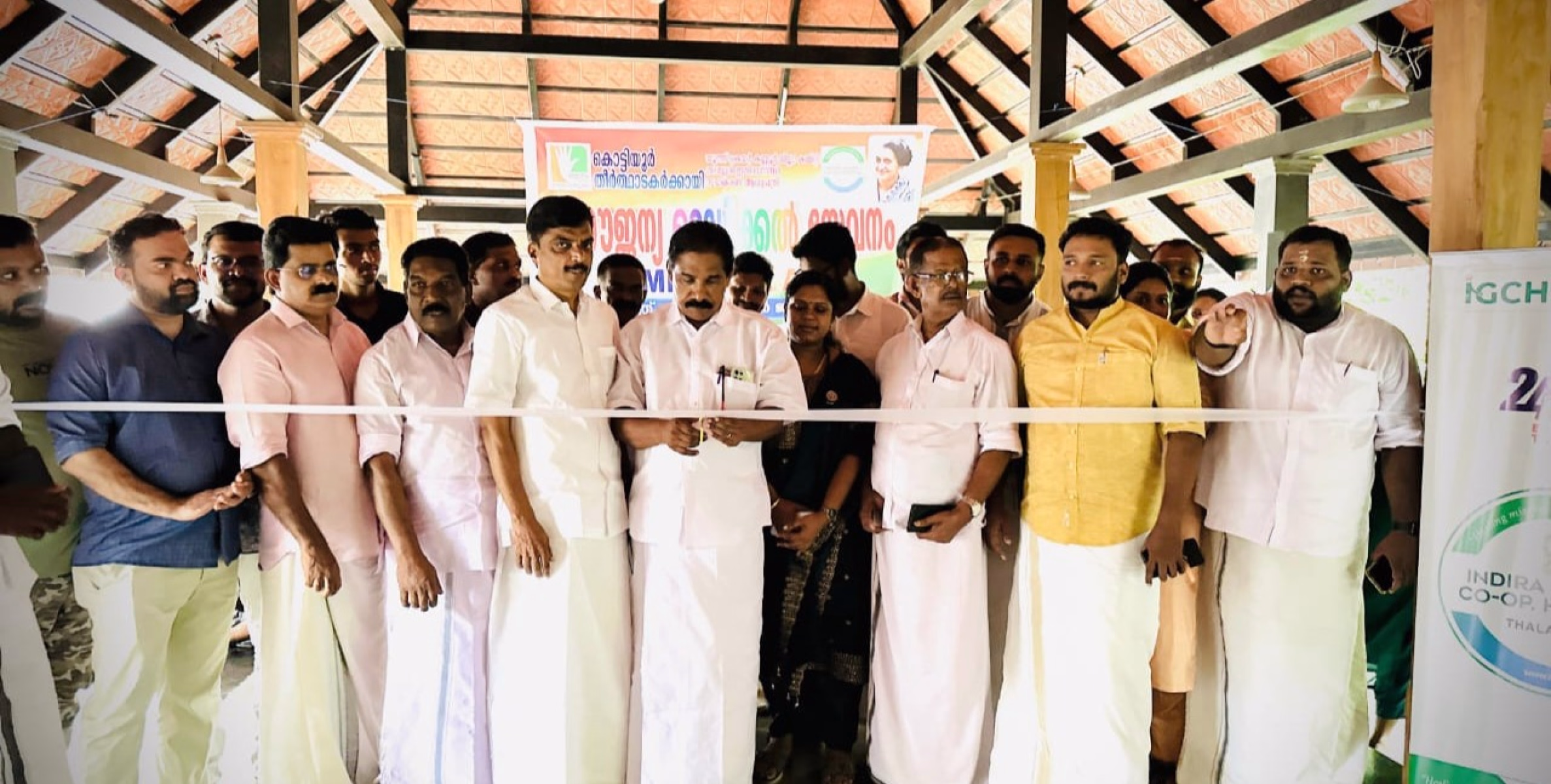 കൊട്ടിയൂരിൽ  ഭക്ത ജനങ്ങൾക്ക് സൗജന്യ മെഡിക്കൽ സേവനവും കാപ്പി വിതരണവും