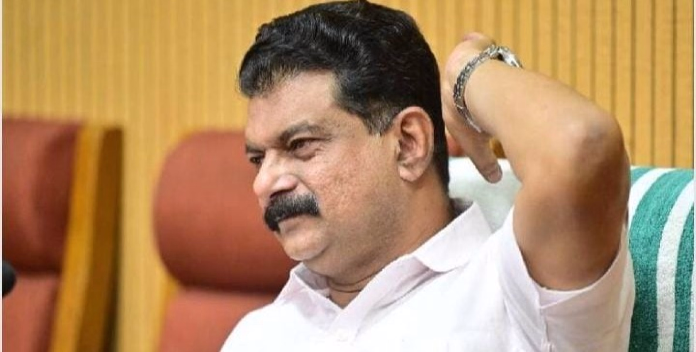 ‘വൻ വിജയ പ്രതീക്ഷയിൽ, 75% വോട്ടും തനിക്ക് അനുകൂലമാകും’; പി വി അൻവർ