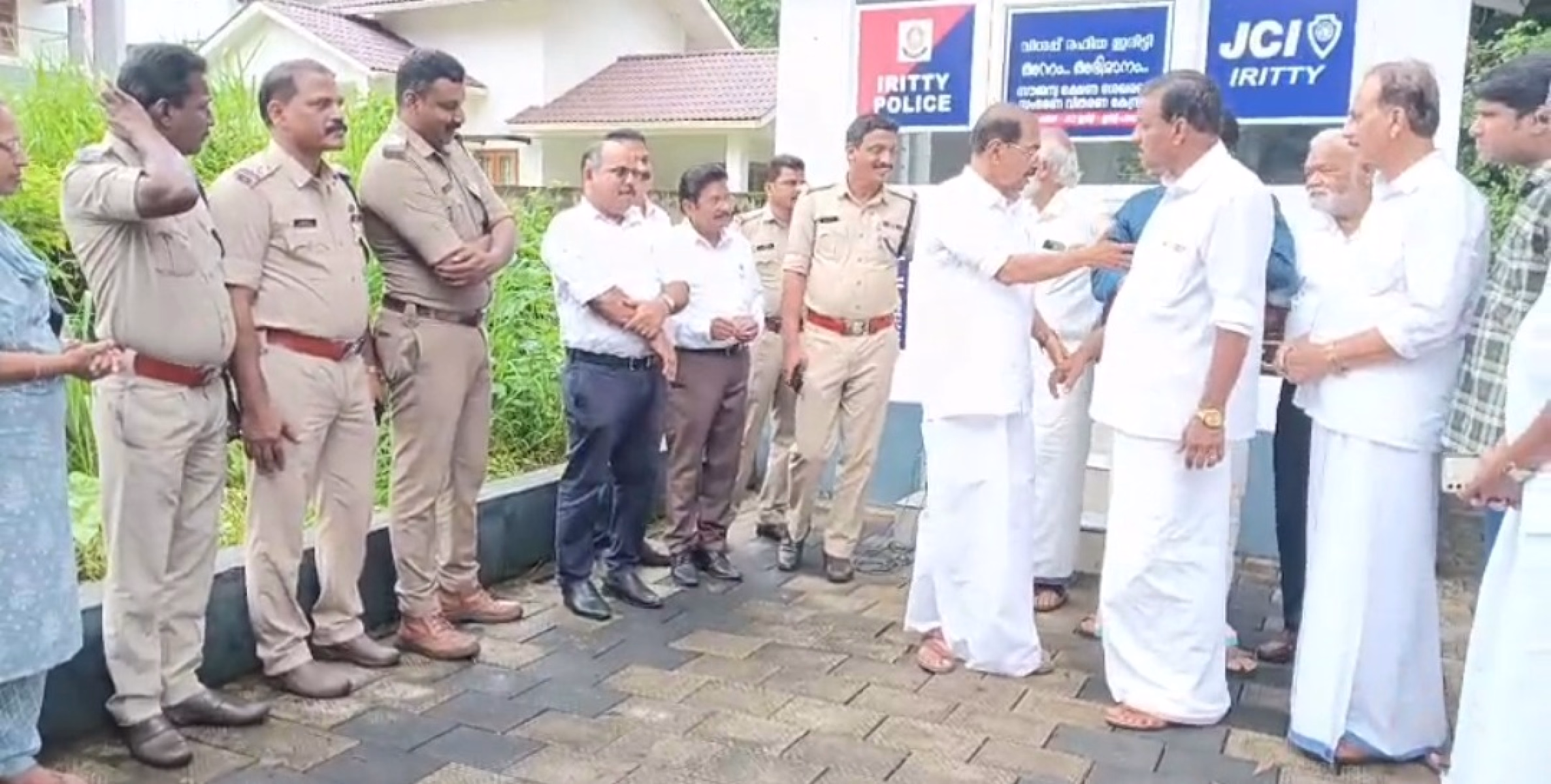 അന്നം അഭിമാനം പദ്ധതിക്കു ഒരു മാസത്തെ ഭക്ഷണം സ്പോൺസർ ചെയ്തു