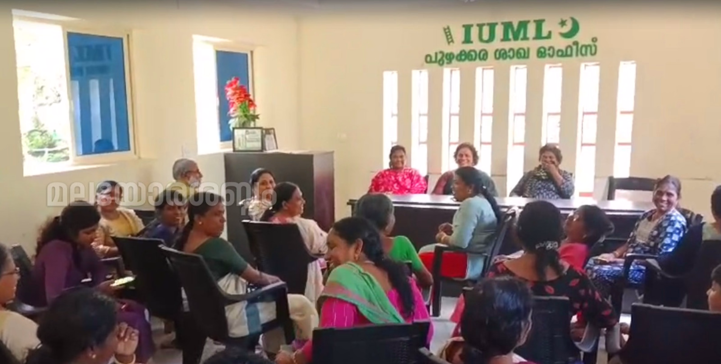 കൊട്ടിയൂർ തീർത്ഥാടകർക്ക് ആശ്വാസമായി പുഴക്കര ശാഖ മുസ്ലിം ലീഗ് ഓഫീസ്
