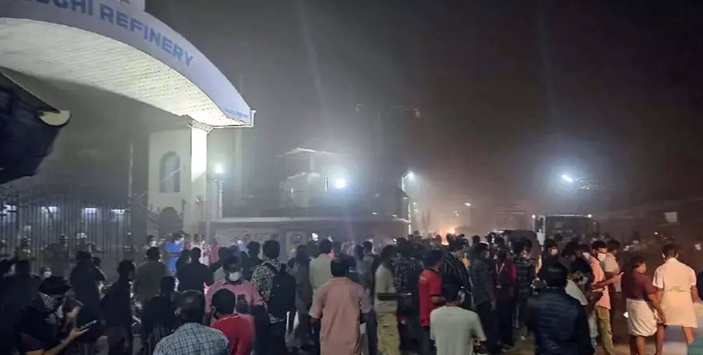  കൊച്ചി റിഫൈനറിയിലെ തീപിടിത്തം ; അന്വേഷണത്തിന്‌ സമിതി , റിപ്പോർട്ട്‌ 3 ദിവസത്തിനകം   