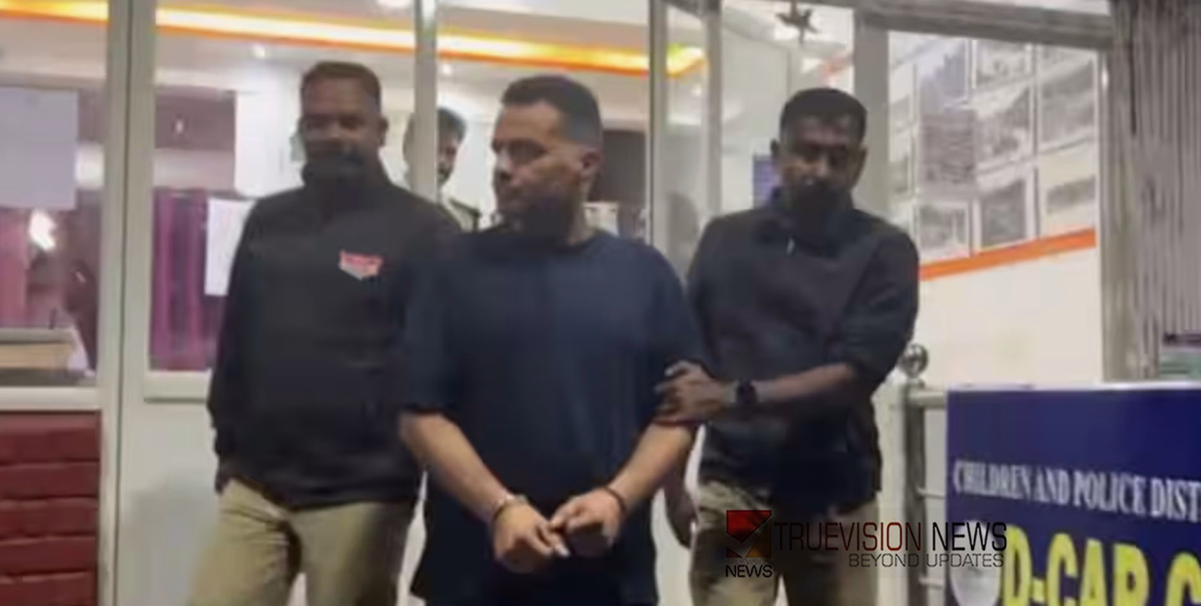 'റിസോർട്ടുകളിലും ഹോട്ടലുകളിലും ബോംബ് വെച്ചിട്ടുണ്ട്', പൊലീസ് സ്റ്റേഷനിലേക്ക് മെയിൽ അയച്ച് ഭീഷണി മുഴക്കിയയാൾ പിടിയിൽ 