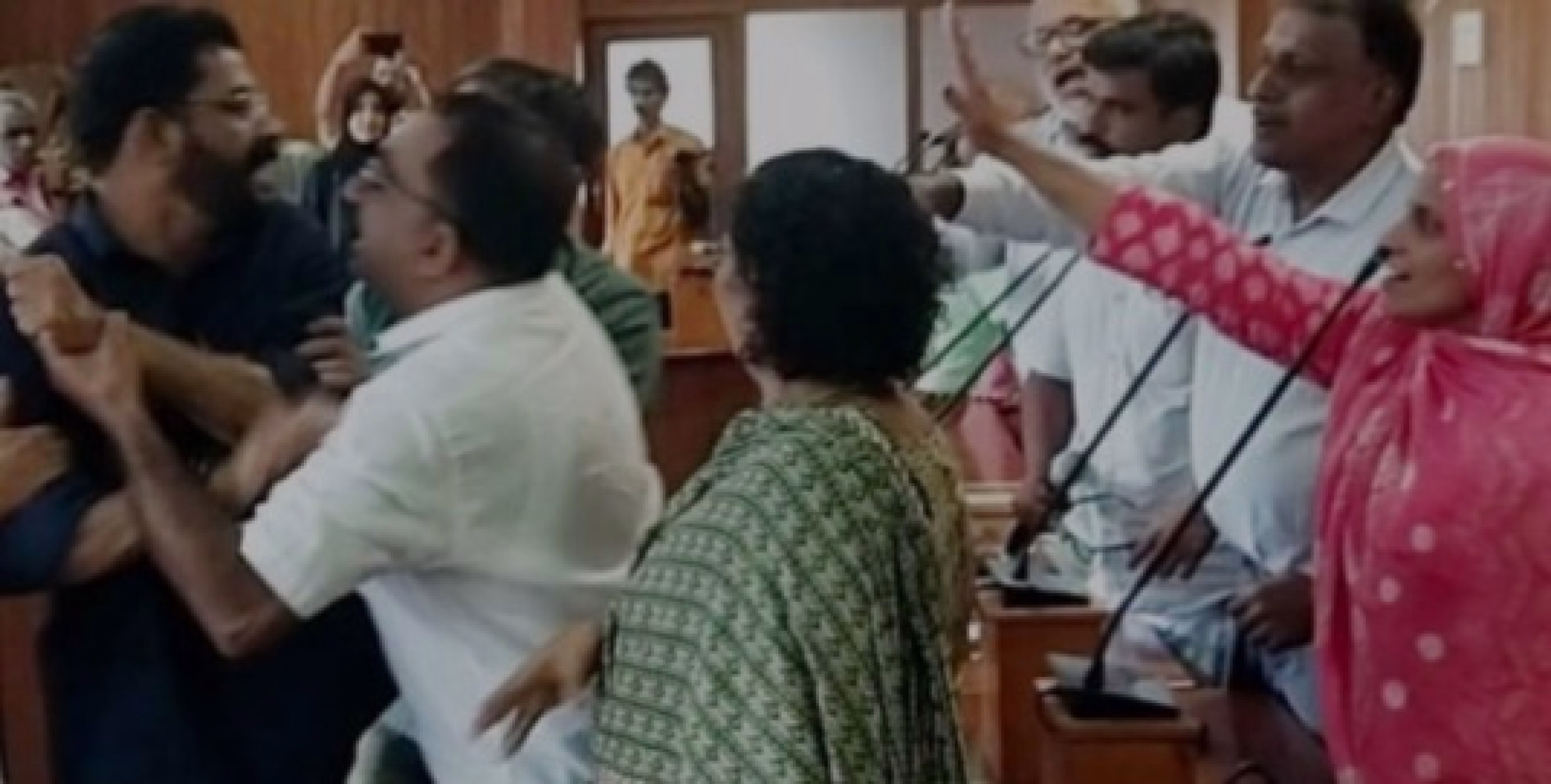 തളിപ്പറമ്പ് നഗരസഭയിൽ ബിജെപി കൗൺസിലറെ കയ്യേറ്റം ചെയ്തതിൽ പ്രതിഷേധം
