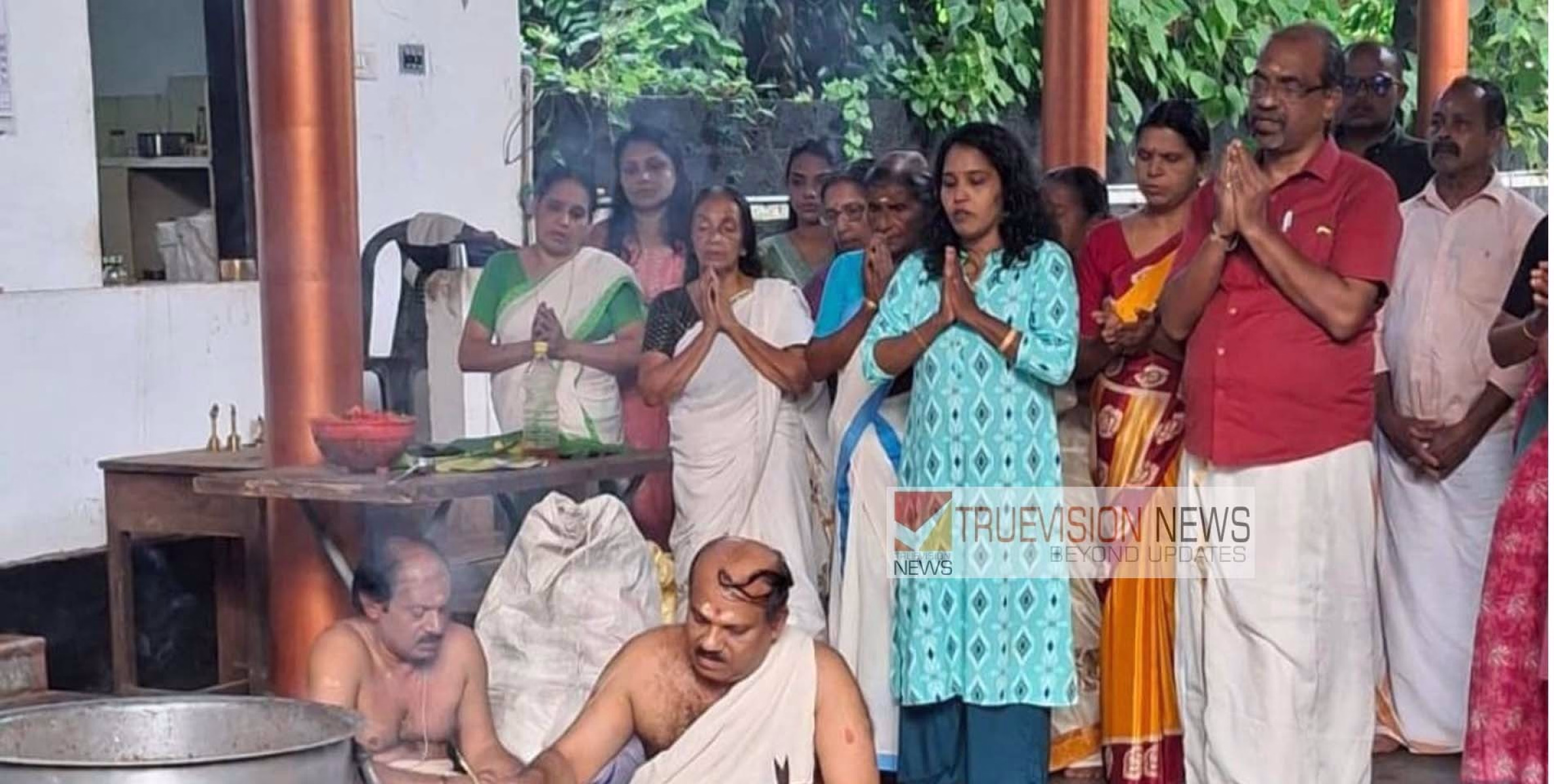 പെരിങ്ങാടി മാങ്ങോട്ടും കാവ് ഭഗവതി ക്ഷേത്രത്തിൽ മഹാ ഗണപതിഹോമം നടന്നു.