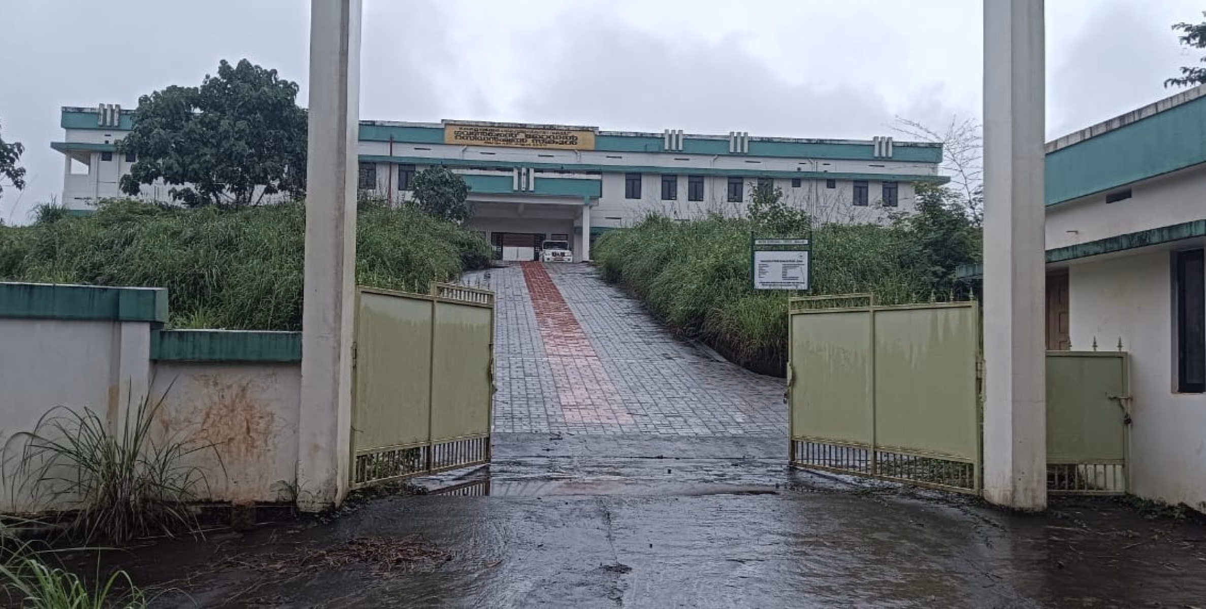 ആറളം മോഡൽ റെസിഡൻഷ്യൽ സ്കൂളിന് പുതിയ പ്രതീക്ഷ ; തിരുനെല്ലി എം ആർ എസ് താൽകാലികമായി ആറളത്തേക്ക്