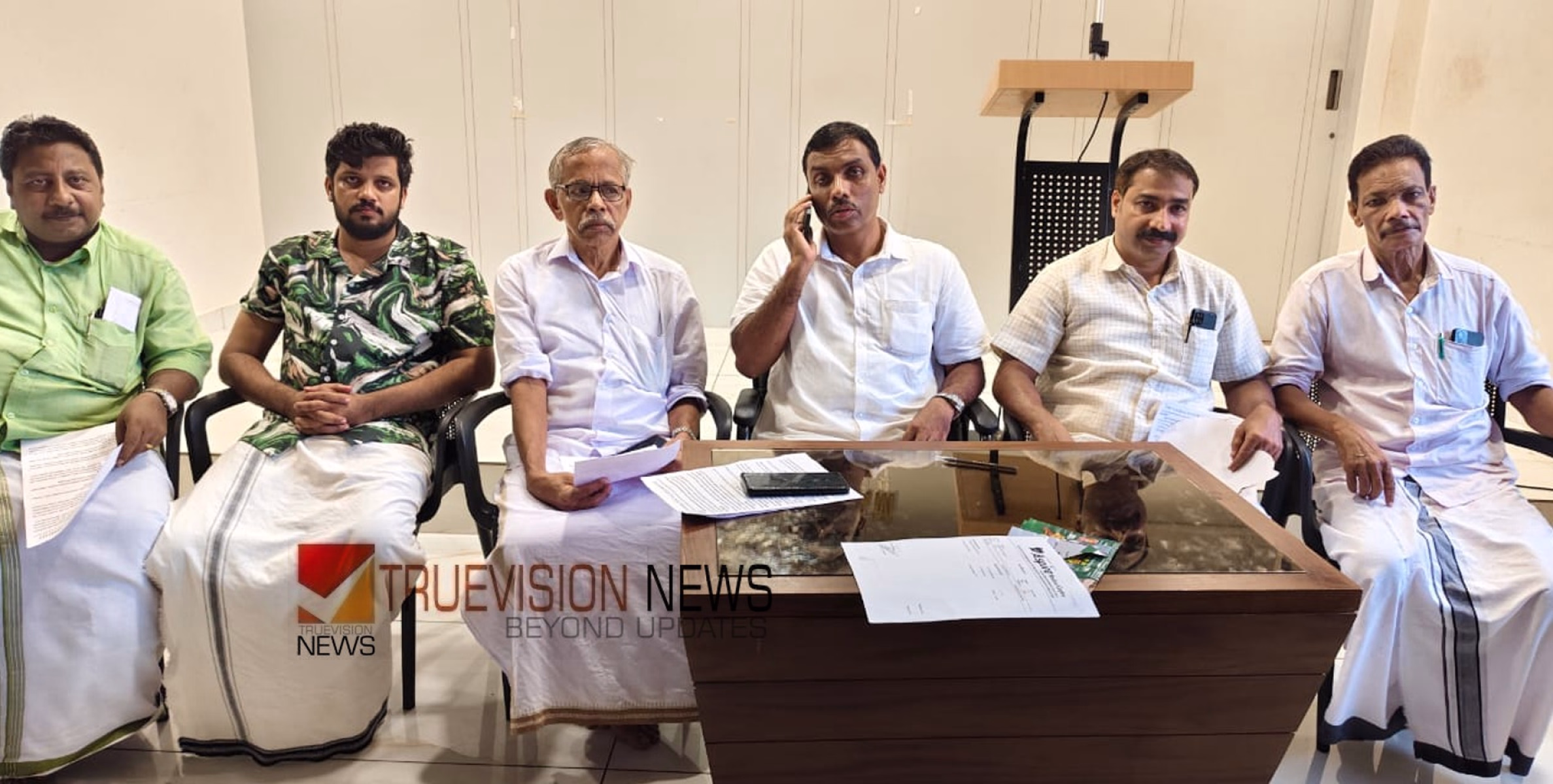 കടുത്ത അവഗണന; വിലങ്ങാട് ഉരുൾപൊട്ടൽ ദുരിതബാധിതരെ സർക്കാർ അവഗണിച്ചു- യുഡിഎഫ്