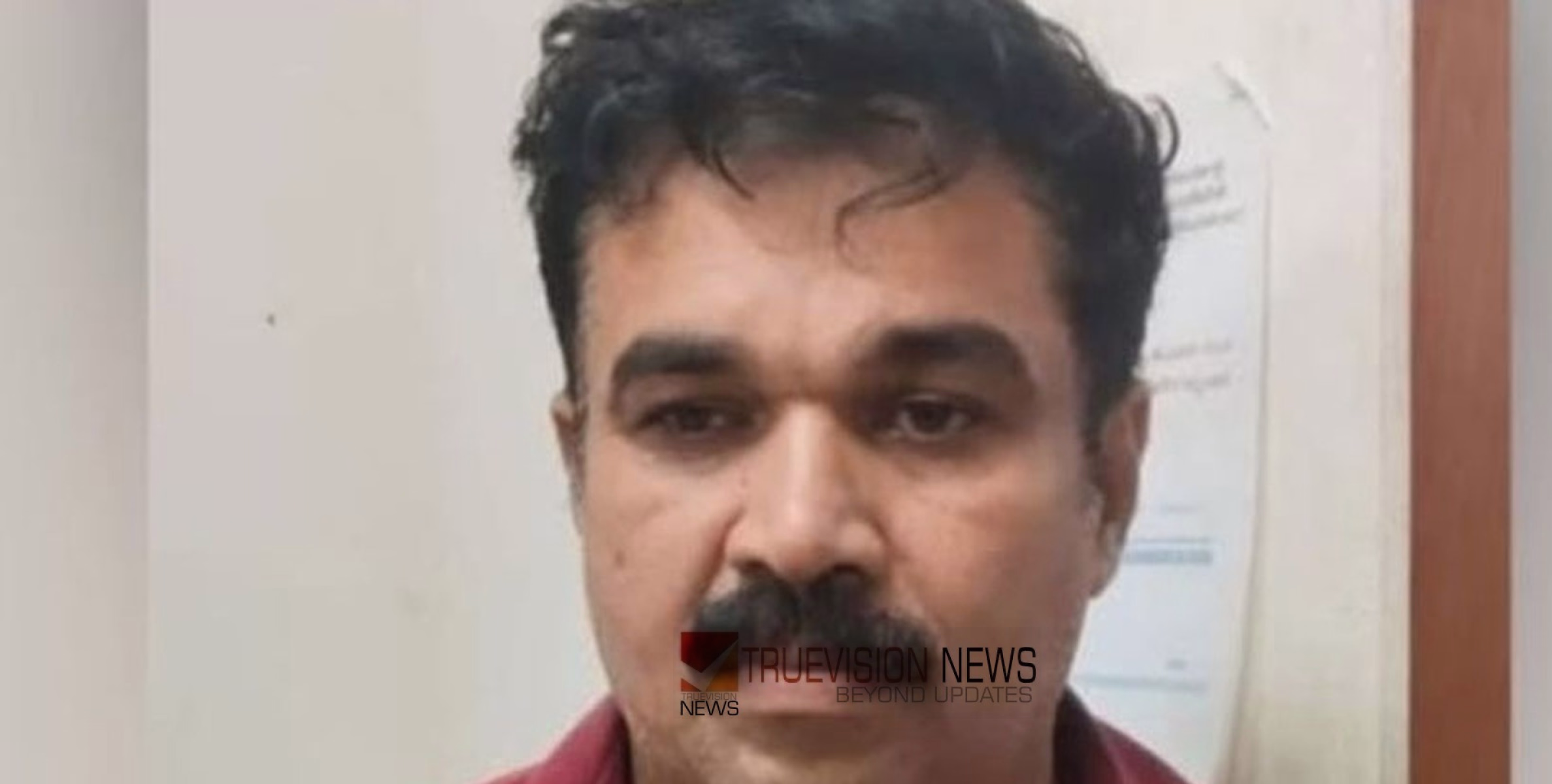 കോഴിക്കോട് കൊടുവള്ളിയിൽ പ്ലസ്ടു വിദ്യാർഥിനിക്കു നേരെ ലൈംഗികാതിക്രമം ; യൂത്ത് ലീഗ് നേതാവായ ഓട്ടോ ഡ്രൈവർ അറസ്റ്റിൽ