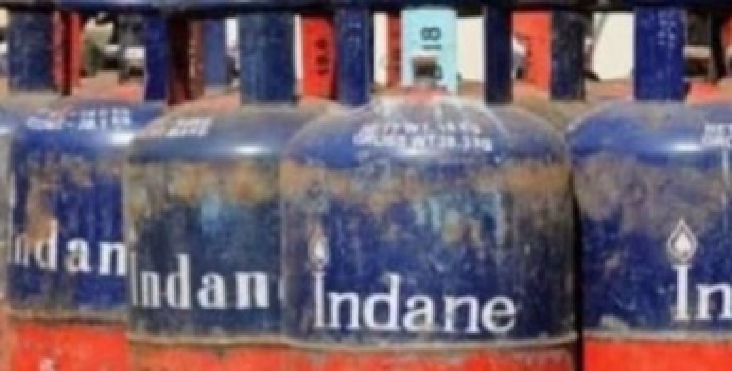 വാണിജ്യാവശ്യത്തിനുള്ള പാചകവാതക വില സിലിണ്ടറിന് 4 രൂപ കുറച്ചു