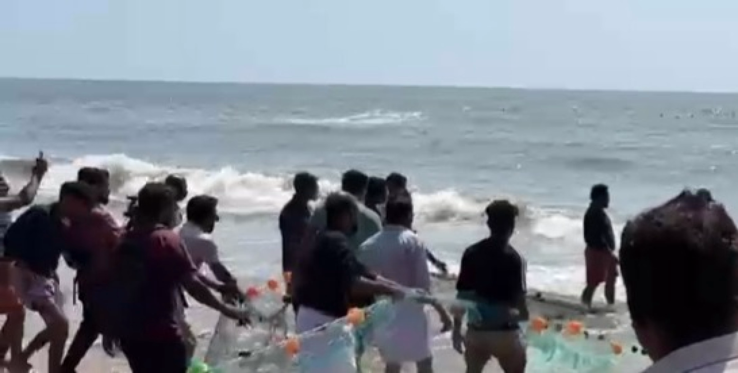 കടലിൽ കുളിക്കുന്നതിനിടെ ഒഴുക്കിൽപ്പെട്ടു; കണ്ണൂരിൽ 3 മെഡിക്കൽ വിദ്യാർഥികളും മുങ്ങിമരിച്ചു