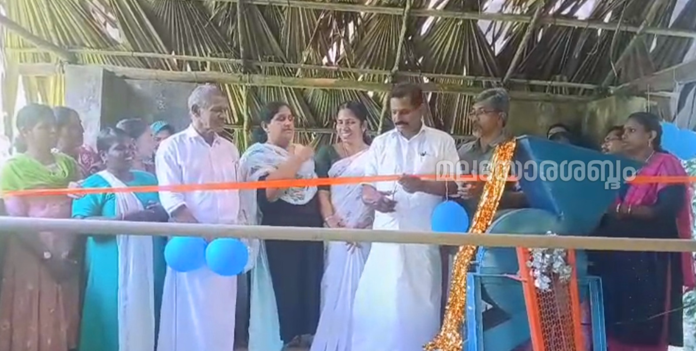 അയ്യങ്കുന്നിൽ ചാണകപ്പൊടി നിർമ്മാണ യൂണിറ്റ് ഉദ്ഘാടനം ചെയ്തു