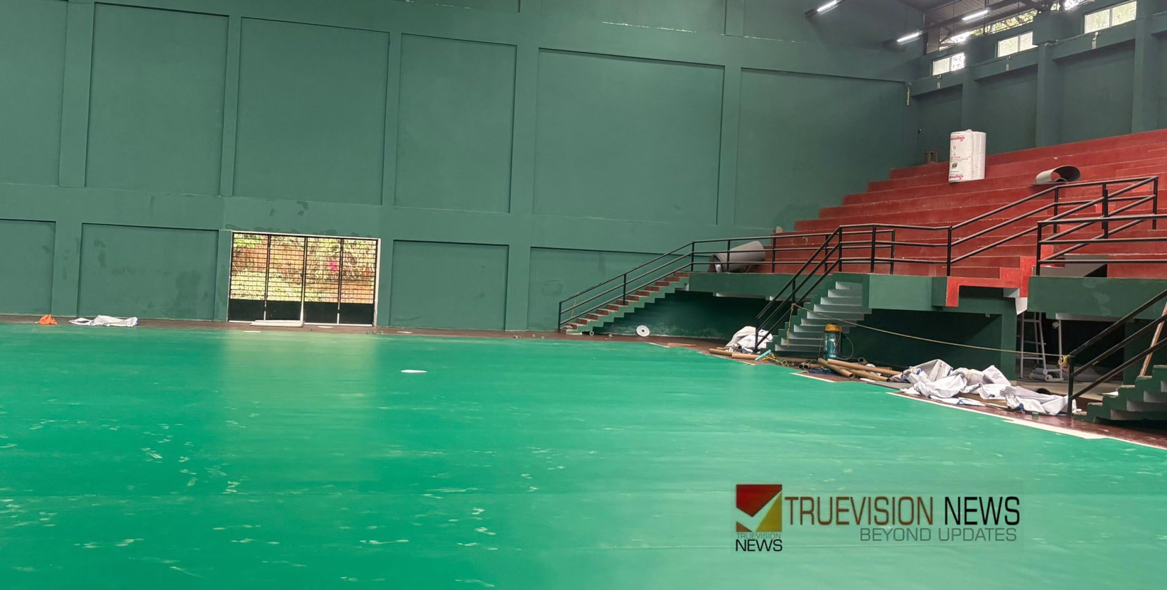 ഷാഫി എത്തും; നവീകരിച്ച നാദാപുരം ഇൻഡോർ സ്റ്റേഡിയം ഇന്ന് വൈകിട്ട് ഉദ്ഘാടനം ചെയ്യും 