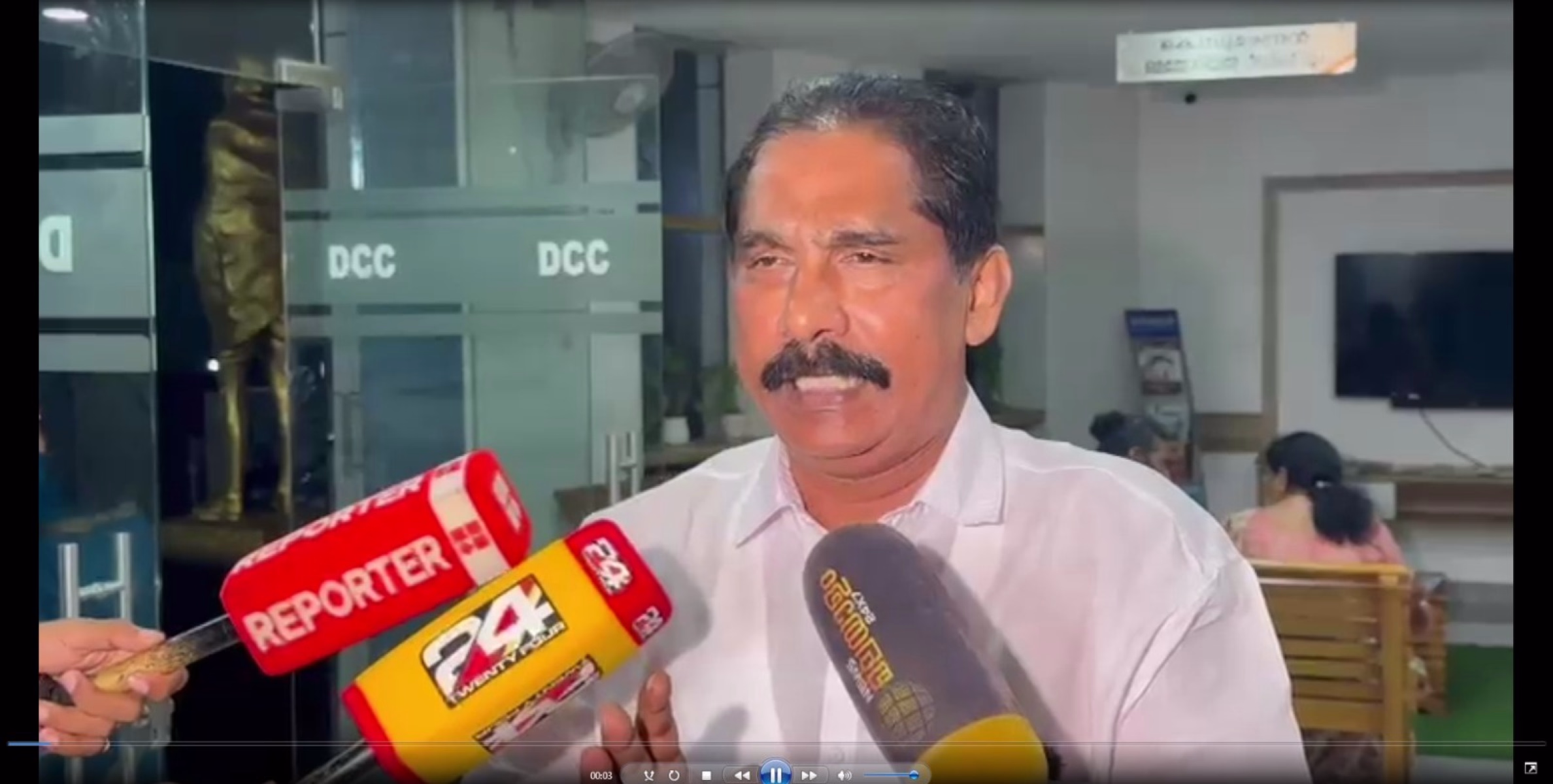 മുൻ എ സി പി യുടെ സ്ഥാനാർത്ഥിത്വം ഉദ്ദിഷ്ടകാര്യം സാധിച്ചു കൊടുത്തതിൻ്റെ പ്രതിഫലം: അഡ്വ. മാർട്ടിൻ ജോർജ്