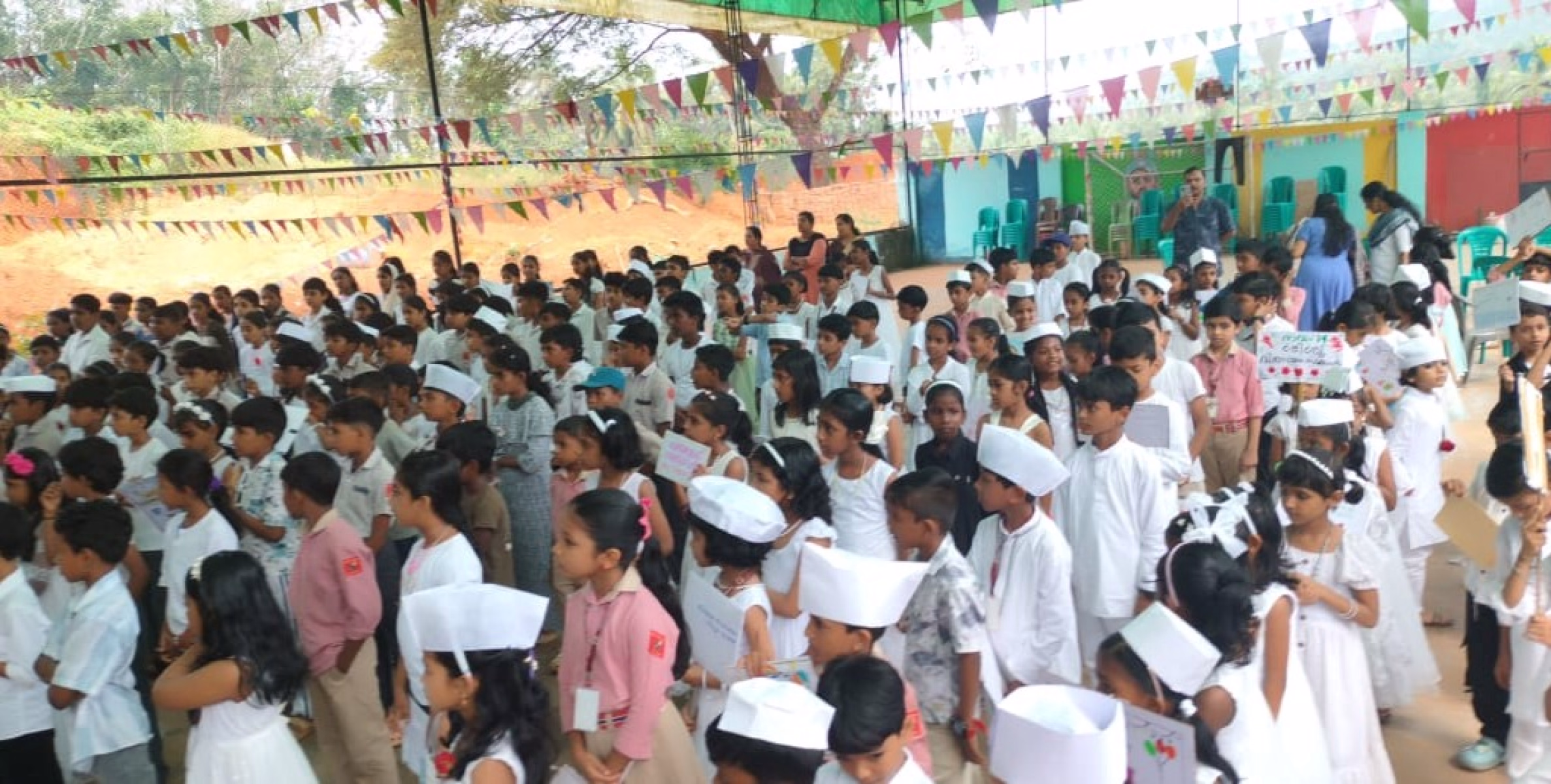 വെക്കളം എ. യു. പി. സ്കൂളിൽ ശിശുദിനാ ഘോഷം നടന്നു