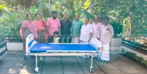 ചരമദിനത്തിന്റെ ചടങ്ങുകൾ ഒഴിവാക്കി സുരക്ഷയ്ക്ക്  പാലിയേറ്റീവ് ഉപകരണങ്ങൾ കൈമാറി