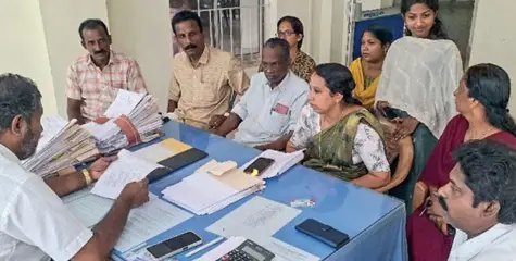 #Drinkingwater | വേങ്ങൂരിൽ കുടിവെള്ളക്ഷാമം ; വാട്ടർ അതോറിറ്റി ഓഫീസ്‌ ഉപരോധിച്ചു  