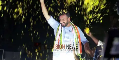 #byelectionresult | ഇനി നിയമസഭയിലേക്ക്, പാലക്കാട് റെക്കോർഡ് ഭൂരിപക്ഷത്തിൽ വിജയരഥമേറി രാഹുൽ മാങ്കൂട്ടത്തിൽ