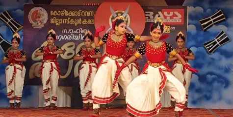 #KozhikodeRevenueDistrictKalolsavam2024 | കിരീടം ചൂടി കോഴിക്കോട് സിറ്റി; സ്കൂൾ തലത്തിൽ മേമുണ്ട ഒന്നാമത്, സിൽവർ ഹിൽസ് രണ്ടാം സ്ഥാനത്ത്