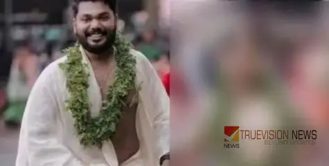 #pantheerankavucase |  'ആംബുലൻസിൽ വച്ചും മർദ്ദനം, ചുണ്ട് അടിച്ചുപൊട്ടിച്ചു, രാഹുൽ ആശുപത്രിയില്‍ എത്തും മുന്‍പ് ഓടി'; പന്തീരാങ്കാവ് കേസിൽ യുവാവിന്റെ കുറിപ്പ്