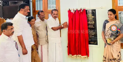    ജില്ലയില്‍ 63.5 കിലോമീറ്റര്‍ സൗരോര്‍ജ്ജ വേലി സ്ഥാപിക്കുന്നതിന്റെ നിര്‍മാണോദ്ഘാടനം നിര്‍വഹിച്ചു