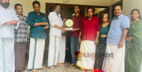 ജീവിതത്തിലെ വെല്ലുവിളികളോട് പൊരുതി മുന്നേറി അജയ്; സിവിൽ സർവീസ് പരീക്ഷയിൽ 730-ാം റാങ്ക് 