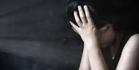 തട്ടുകടയിൽ ചായ കുടിക്കാനെത്തിയപ്പോൾ കുട്ടിയെ കണ്ടു, പണിതീരാത്ത വീട്ടിലേക്ക് കൊണ്ടുപോയി ലൈംഗികാതിക്രമം