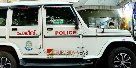 ഹോട്ടലില്‍ സ്പായുടെ മറവില്‍ അനാശാസ്യം; 11 യുവതികള്‍ കസ്റ്റഡിയില്‍