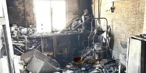 തീപിടിത്തത്തെത്തുടർന്ന് വീട് കത്തിനശിച്ചു; അമ്മയും നാല് മക്കളും തെരുവിൽ