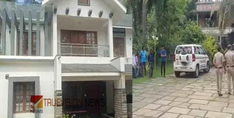 പൂട്ടിയിട്ട വീട്ടിൽ വൻ കവർച്ച; 22 പവൻ സ്വർണ്ണാഭരണങ്ങൾ മോഷണം പോയി
