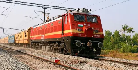 ഗൃഹനാഥൻ ട്രെയിനിന് മുന്നിൽ ചാടി ജീവനൊടുക്കി