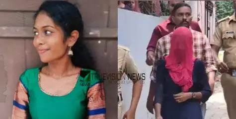മറവി വിനയായി; വ്യാജ ഹാൾ ടിക്കറ്റ് ഉണ്ടാക്കി അക്ഷയ സെൻ്റർ ജീവനക്കാരി തകർത്തത് ഒരു വിദ്യാർത്ഥിയുടെ ജീവിതം സ്വപ്നം