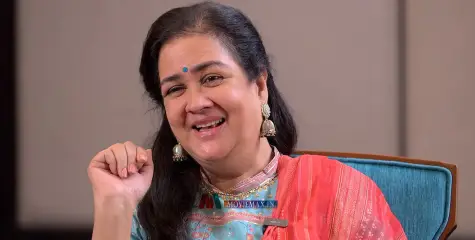 'സാർ ഈ കുട്ടി എന്നെ കുത്തുന്നു, നല്ലോണം കെട്ടിപിടിക്കൂ...'; അടുത്ത് വന്ന ജയറാമിനെ ഞാൻ പിച്ചി -ഉർവ്വശി