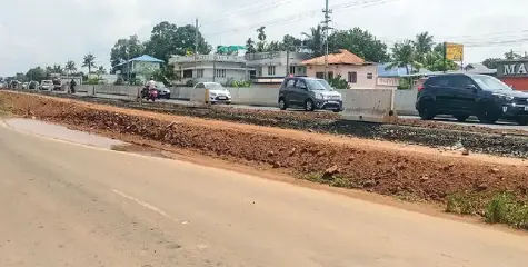 ദേശീയപാത 66 ; വള്ളുവള്ളി കാവിൽനട മേൽപ്പാലത്തിലൂടെ വാഹനങ്ങൾ കടത്തിവിട്ടു 