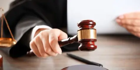 കണ്ണൂരിൽ ഏഴു വയസ്സുകാരിയായ പേരക്കുട്ടിയെ പീഡിപ്പിച്ച  കേസിൽ 77 വയസുകാരനായ മുത്തച്ഛന്  36 വർഷം തടവ്