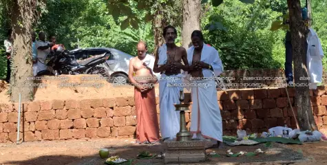കൊട്ടിയൂർ വൈശാഖ മഹോത്സവം: ദൈവത്തെ കാണൽ ചടങ്ങ് നടത്തി