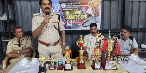  കളി ആവേശമായി; നാദാപുരത്ത് ഷട്ടിൽ ബാഡ്മിന്റൺ ടൂർണമെന്റ് സംഘടിപ്പിച്ചു 