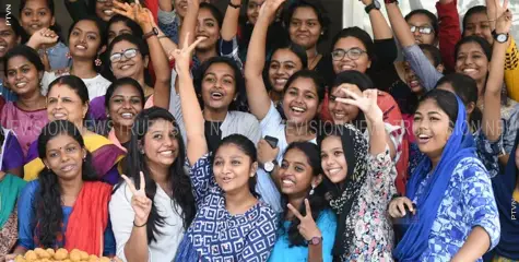 എസ്എസ്എല്‍സിക്ക് പേരാമ്പ്ര മേഖലയില്‍ മിന്നും വിജയം