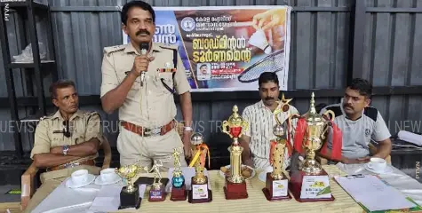ഷട്ടില്‍ ബാഡ്മിന്റണ്‍ ടൂര്‍ണമെന്റ് സംഘടിപ്പിച്ചു