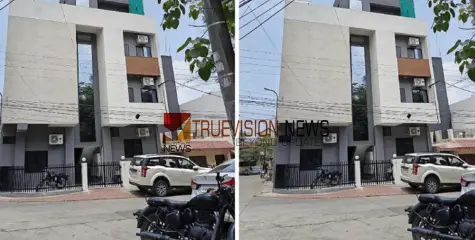 മദ്യപിച്ച് കെട്ടിടത്തിന്റെ നാലാം നിലയില്‍ നിന്ന് ചാടിയ 25കാരി മരിച്ചു