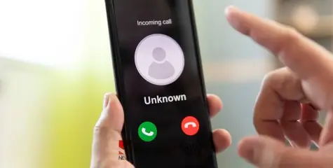 വ്യാജ നമ്പറുകളിൽ നിന്നുള്ള കോളുകൾ എടുക്കരുത്; പാക് ചാരന്മാരാകാം, മുന്നറിയിപ്പ് നൽകി പ്രതിരോധ വകുപ്പ്