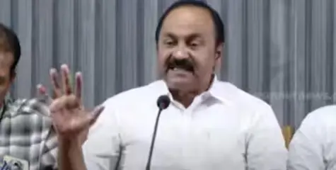 'പൊലീസ് സ്റ്റേഷനിൽ ചെല്ലുന്നവർക്ക് കക്കൂസിലെ വെള്ളമാണോ കുടിക്കാൻ കൊടുക്കുന്നത്'? പ്രതിപക്ഷ നേതാവ്