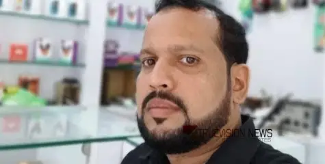 പൊന്നാണ്ടി ശരീഫ് അന്തരിച്ചു