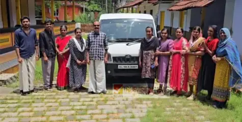 പുന്നോൽ കുറിച്ചിയിൽ ശ്രീനാരായണ വിലാസം ബേസിക് സ്കൂളിന് പുതിയ  സ്കൂൾ വാഹനം