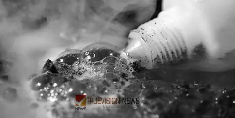 അങ്ങേയറ്റം ക്രൂരത...ഫോണിലെ പാട്ടിന്റെ ശബ്ദം കുറയ്ക്കാൻ പറഞ്ഞത് ഇഷ്ടമായില്ല; ഭർത്താവ് ഭാര്യയുടെ മുഖത്തു ആസിഡ് ഒഴിച്ചു